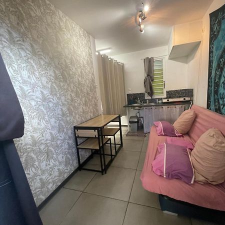 Mobilhome Pour 2 Personnes Le Tampon Zewnętrze zdjęcie
