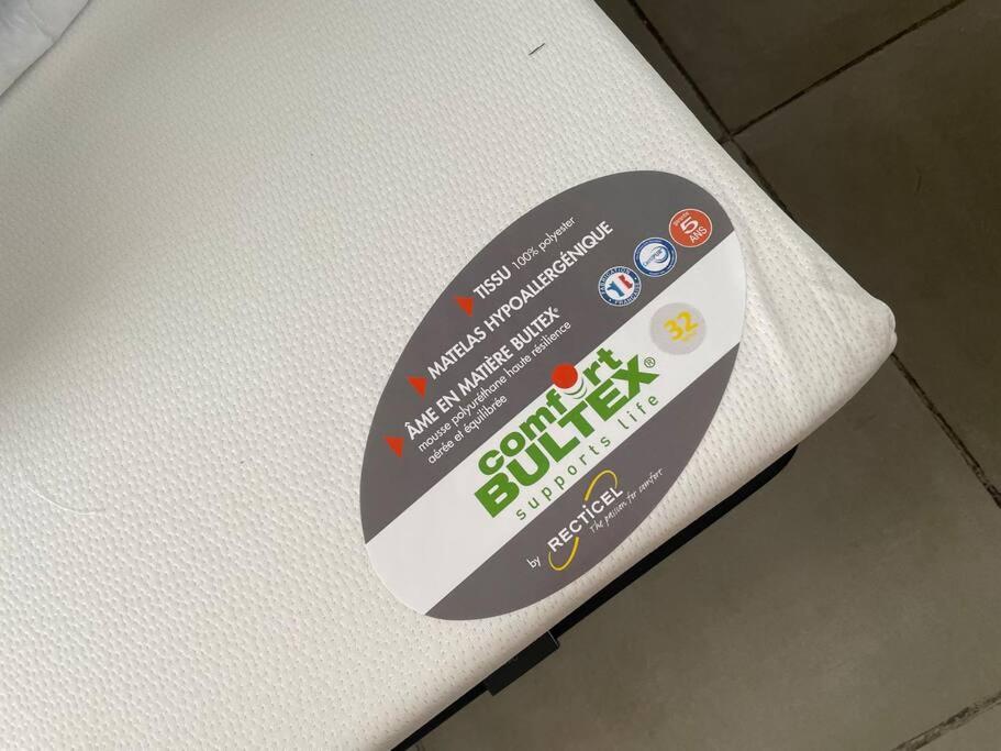 Mobilhome Pour 2 Personnes Le Tampon Zewnętrze zdjęcie