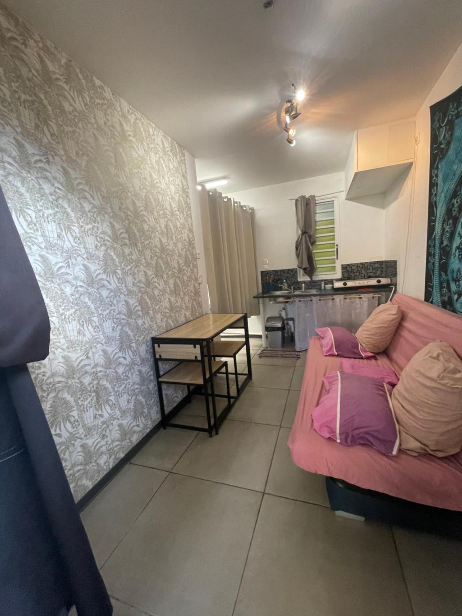 Mobilhome Pour 2 Personnes Le Tampon Zewnętrze zdjęcie