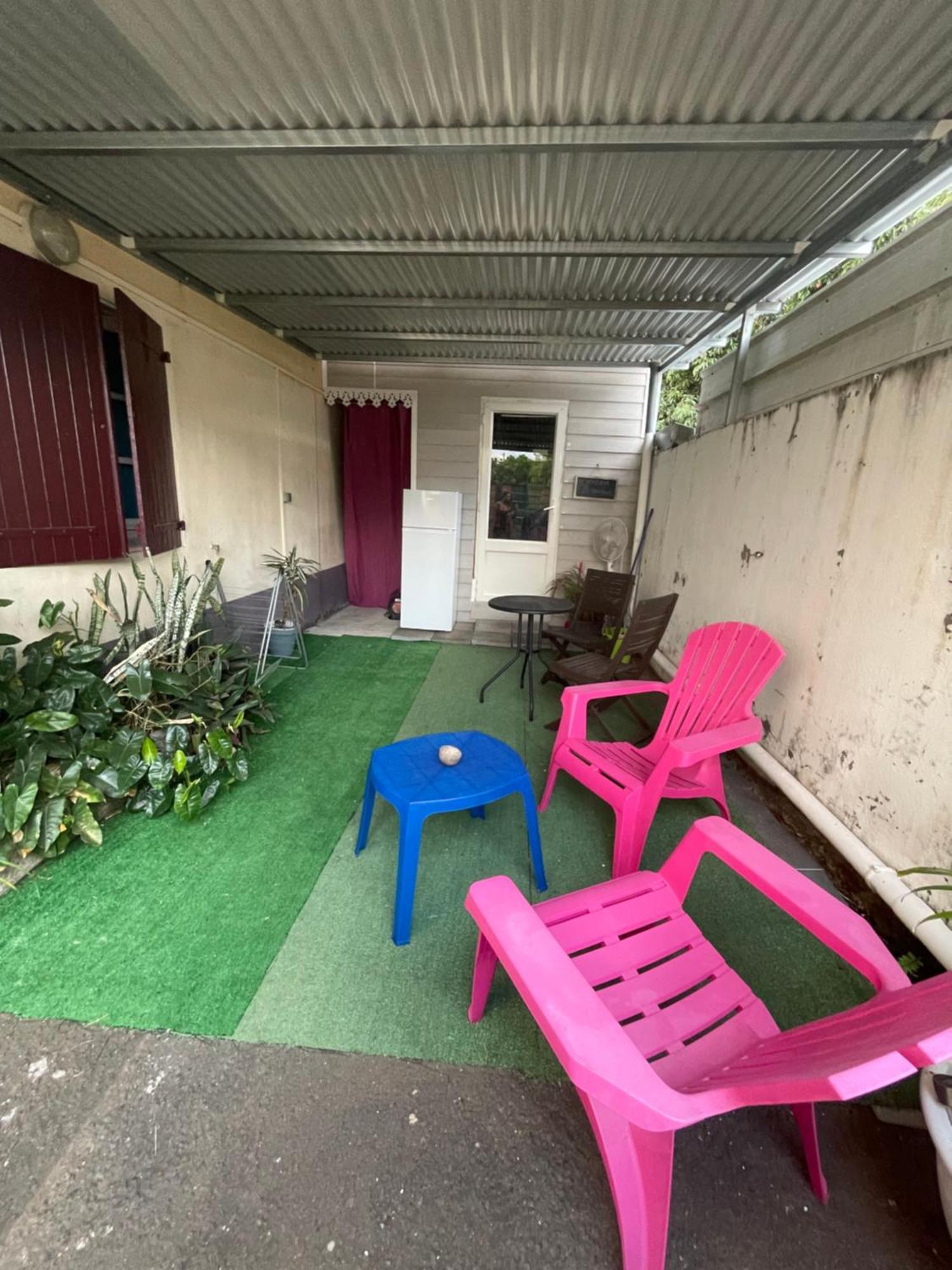 Mobilhome Pour 2 Personnes Le Tampon Zewnętrze zdjęcie